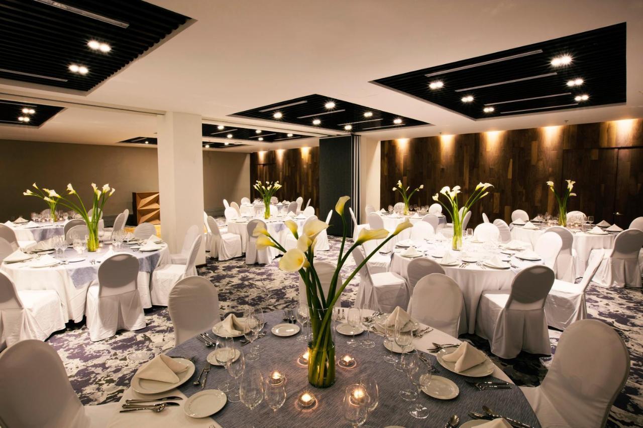Krystal Grand Suites Insurgentes Ciudad de México Exterior foto The ballroom at the hotel